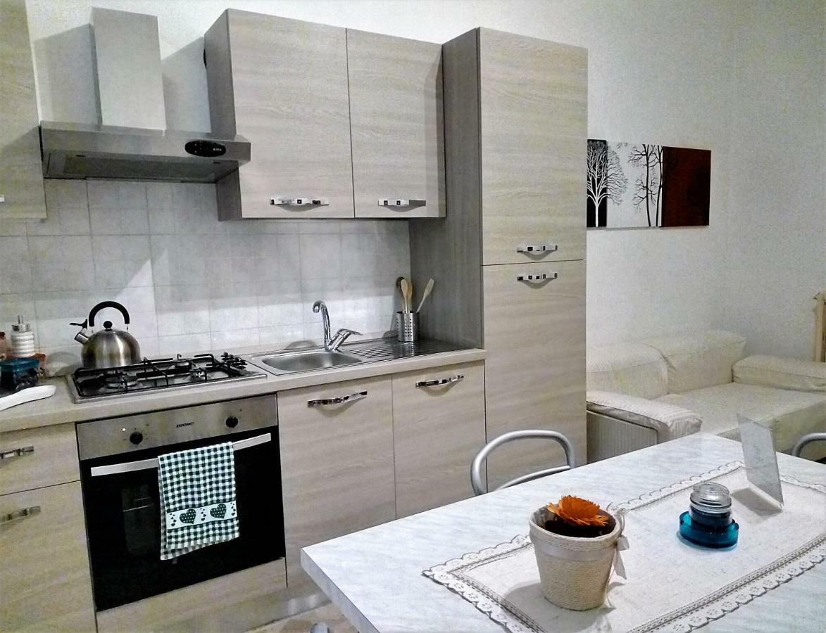Ferienwohnung Casa Nax Terni Exterior foto